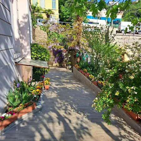 Guest house Soba U Opatiji Na Lipovici